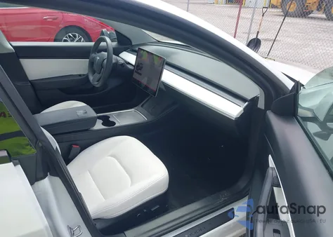 2021 Tesla Model 3 Standard Range Plus Rear-Wheel Drive from USA, damaged, VIN 5YJ3E1EA8MF921783